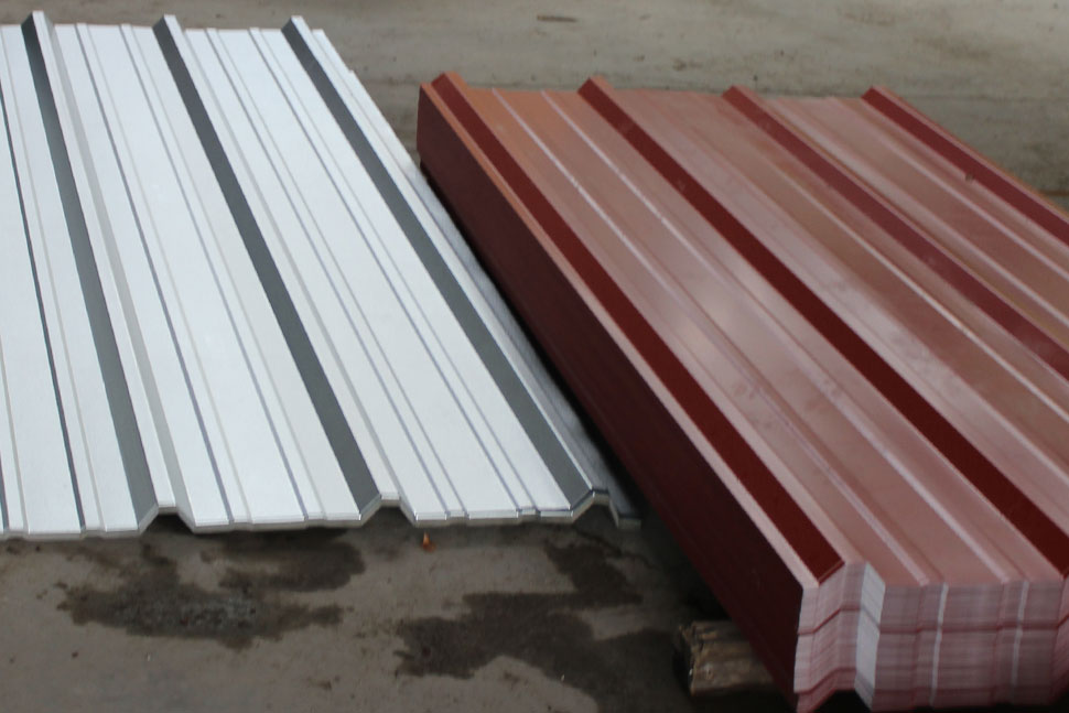 Steel Surplus, Inc. is the best steel supply in Houston for sheet metal,  R-Panel, metal buildings and fence materials. We also offer metal roofing,  wrought iron gate, purlins, square tubing and pipe
